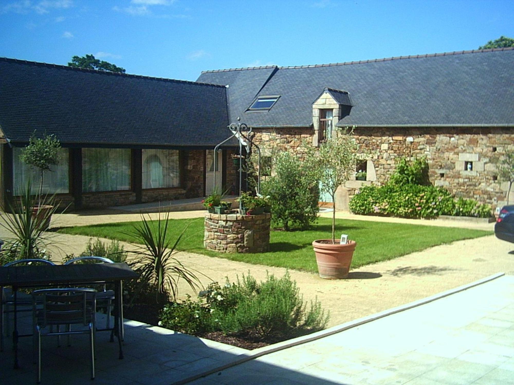 Les Chambres D'Hotes D'Adele Quemper-Guézennec Exterior foto